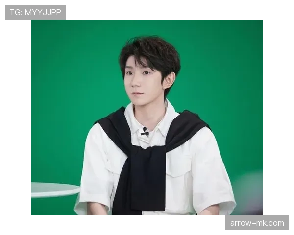 谌龙训练完回家给老婆剥虾,这反差谁懂啊 谌龙训练完回家给老婆剥虾,这反差谁懂啊